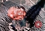 Standbild Nuclear Test Nye County Nevada USA, 1955, aus Sekunde 33 historischem Filmmaterial Videoclip 65675046799