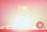 Standbild Nuclear Test Mikronesischen Inseln Pazifischer Ozean, 1955, aus Sekunde 13 historischem Filmmaterial Videoclip 65675046800