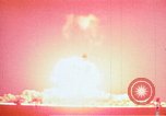 Standbild Nuclear Test Mikronesischen Inseln Pazifischer Ozean, 1955, aus Sekunde 14 historischem Filmmaterial Videoclip 65675046800