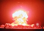Standbild Nuclear Test Mikronesischen Inseln Pazifischer Ozean, 1955, aus Sekunde 22 historischem Filmmaterial Videoclip 65675046800