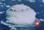 Standbild Kernbombe Test shot Baker Mikronesischen Inseln im Pazifischen Ozean, 1946, aus Sekunde 43 historischem Filmmaterial Videoclip 65675046801
