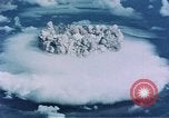 Standbild Kernbombe Test shot Baker Mikronesischen Inseln im Pazifischen Ozean, 1946, aus Sekunde 51 historischem Filmmaterial Videoclip 65675046801
