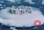 Standbild Kernbombe Test shot Baker Mikronesischen Inseln im Pazifischen Ozean, 1946, aus Sekunde 52 historischem Filmmaterial Videoclip 65675046801