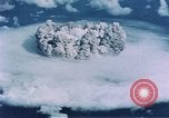 Standbild Kernbombe Test shot Baker Mikronesischen Inseln im Pazifischen Ozean, 1946, aus Sekunde 57 historischem Filmmaterial Videoclip 65675046801