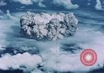 Standbild Kernbombe Test shot Baker Mikronesischen Inseln im Pazifischen Ozean, 1946, aus Sekunde 62 historischem Filmmaterial Videoclip 65675046801