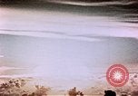 Standbild Nuclear Test Pacific Testgelände, 1955, aus Sekunde 32 historischem Filmmaterial Videoclip 65675046802