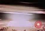 Standbild Nuclear Test Pacific Testgelände, 1955, aus Sekunde 40 historischem Filmmaterial Videoclip 65675046802