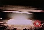 Standbild Nuclear Test Pacific Testgelände, 1955, aus Sekunde 44 historischem Filmmaterial Videoclip 65675046802
