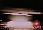 Standbild Nuclear Test Pacific Testgelände, 1955, aus Sekunde 45 historischem Filmmaterial Videoclip 65675046802