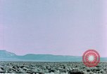 Standbild Owens Plumbbob Nuclear Test Nye County Nevada USA, 1957, aus Sekunde 15 historischem Filmmaterial Videoclip 65675046804