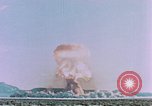 Standbild Owens Plumbbob Nuclear Test Nye County Nevada USA, 1957, aus Sekunde 25 historischem Filmmaterial Videoclip 65675046804