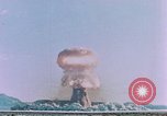 Standbild Owens Plumbbob Nuclear Test Nye County Nevada USA, 1957, aus Sekunde 26 historischem Filmmaterial Videoclip 65675046804