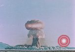 Standbild Owens Plumbbob Nuclear Test Nye County Nevada USA, 1957, aus Sekunde 27 historischem Filmmaterial Videoclip 65675046804