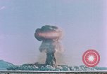 Standbild Owens Plumbbob Nuclear Test Nye County Nevada USA, 1957, aus Sekunde 28 historischem Filmmaterial Videoclip 65675046804