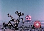 Standbild Fiezeau Nuclear Test Nye County Nevada USA, 1957, aus Sekunde 24 historischem Filmmaterial Videoclip 65675046805