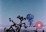 Standbild Fiezeau Nuclear Test Nye County Nevada USA, 1957, aus Sekunde 37 historischem Filmmaterial Videoclip 65675046805