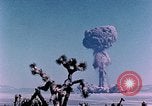 Standbild Fiezeau Nuclear Test Nye County Nevada USA, 1957, aus Sekunde 50 historischem Filmmaterial Videoclip 65675046805