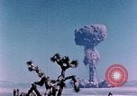 Standbild Fiezeau Nuclear Test Nye County Nevada USA, 1957, aus Sekunde 52 historischem Filmmaterial Videoclip 65675046805