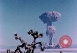 Standbild Fiezeau Nuclear Test Nye County Nevada USA, 1957, aus Sekunde 56 historischem Filmmaterial Videoclip 65675046805
