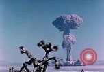 Standbild Fiezeau Nuclear Test Nye County Nevada USA, 1957, aus Sekunde 57 historischem Filmmaterial Videoclip 65675046805