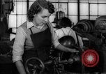 Standbild Verteidigung factory Muncie Indiana USA, 1942, aus Sekunde 7 historischem Filmmaterial Videoclip 65675046814