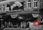 Image timbre de guerre vente Muncie Indiana USA, 1942, de la seconde 6 séquences d'archives historiques vidéo 65675046819