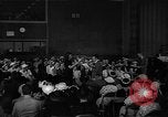 Immagine di La trasmissione radio United States USA, 1945, secondo 12 filmato di repertorio 65675046826