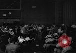 Immagine di La trasmissione radio United States USA, 1945, secondo 26 filmato di repertorio 65675046826