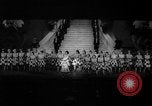 Standbild japanischen spielen Takarazuka Japan, 1938, aus Sekunde 3 historischem Filmmaterial Videoclip 65675046845