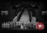 Standbild japanischen spielen Takarazuka Japan, 1938, aus Sekunde 12 historischem Filmmaterial Videoclip 65675046845