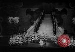 Standbild japanischen spielen Takarazuka Japan, 1938, aus Sekunde 14 historischem Filmmaterial Videoclip 65675046845