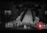 Standbild japanischen spielen Takarazuka Japan, 1938, aus Sekunde 15 historischem Filmmaterial Videoclip 65675046845