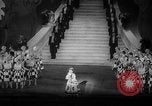 Standbild japanischen spielen Takarazuka Japan, 1938, aus Sekunde 19 historischem Filmmaterial Videoclip 65675046845