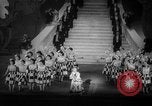 Standbild japanischen spielen Takarazuka Japan, 1938, aus Sekunde 32 historischem Filmmaterial Videoclip 65675046845