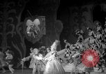 Standbild japanischen spielen Takarazuka Japan, 1938, aus Sekunde 34 historischem Filmmaterial Videoclip 65675046845