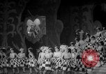 Standbild japanischen spielen Takarazuka Japan, 1938, aus Sekunde 39 historischem Filmmaterial Videoclip 65675046845