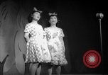Standbild japanischen spielen Takarazuka Japan, 1938, aus Sekunde 53 historischem Filmmaterial Videoclip 65675046845