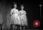 Standbild japanischen spielen Takarazuka Japan, 1938, aus Sekunde 55 historischem Filmmaterial Videoclip 65675046845