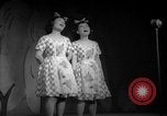 Standbild japanischen spielen Takarazuka Japan, 1938, aus Sekunde 57 historischem Filmmaterial Videoclip 65675046845
