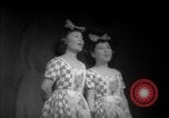 Standbild japanischen spielen Takarazuka Japan, 1938, aus Sekunde 59 historischem Filmmaterial Videoclip 65675046845