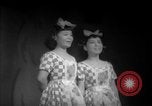 Standbild japanischen spielen Takarazuka Japan, 1938, aus Sekunde 61 historischem Filmmaterial Videoclip 65675046845