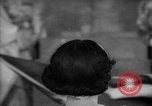 Image Filles japonaises avec des symboles de l'axe de la danse Japon, 1939, de la seconde 7 séquences d'archives historiques vidéo 65675046851
