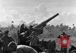 Standbild Truppen eingeben Carigara Philippinen, 1945, aus Sekunde 31 historischem Filmmaterial Videoclip 65675046852