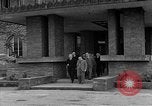 Immagine di Armadio giapponese Tokyo Giappone, 1945, secondo 6 filmato di repertorio 65675046853