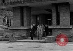 Immagine di Armadio giapponese Tokyo Giappone, 1945, secondo 8 filmato di repertorio 65675046853