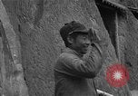 Immagine di Gli uomini lo studio Provincia di Shaanxi Cina, 1939, secondo 17 filmato di repertorio 65675046861
