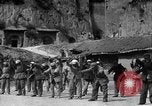 Immagine di Gli uomini lo studio Provincia di Shaanxi Cina, 1939, secondo 55 filmato di repertorio 65675046861
