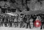 Immagine di Gli uomini lo studio Provincia di Shaanxi Cina, 1939, secondo 56 filmato di repertorio 65675046861