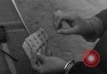 Immagine di i civili cinesi esprimono il loro voto Cina, 1944, secondo 61 filmato di repertorio 65675046863