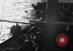 Immagine di Boston dei pescherecci da traino con buttafuori HEKLA Oceano atlantico, 1935, secondo 52 filmato di repertorio 65675046865